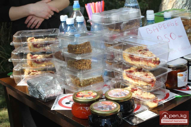 Соленья и варенья