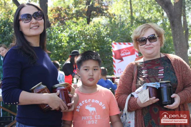 Соленья и варенья