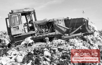 Кто живёт и работает на мусорном полигоне Бишкека?