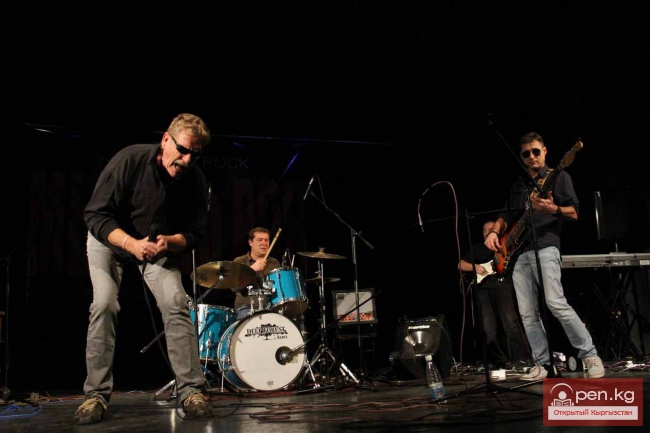 Рок – это мы!