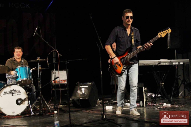 Рок – это мы!