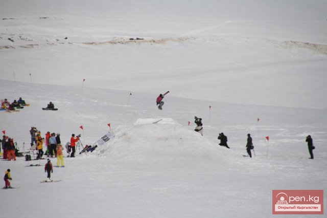 Горнолыжная база «Тоо Ашуу» Горнолыжная база «Тоо Ашуу»