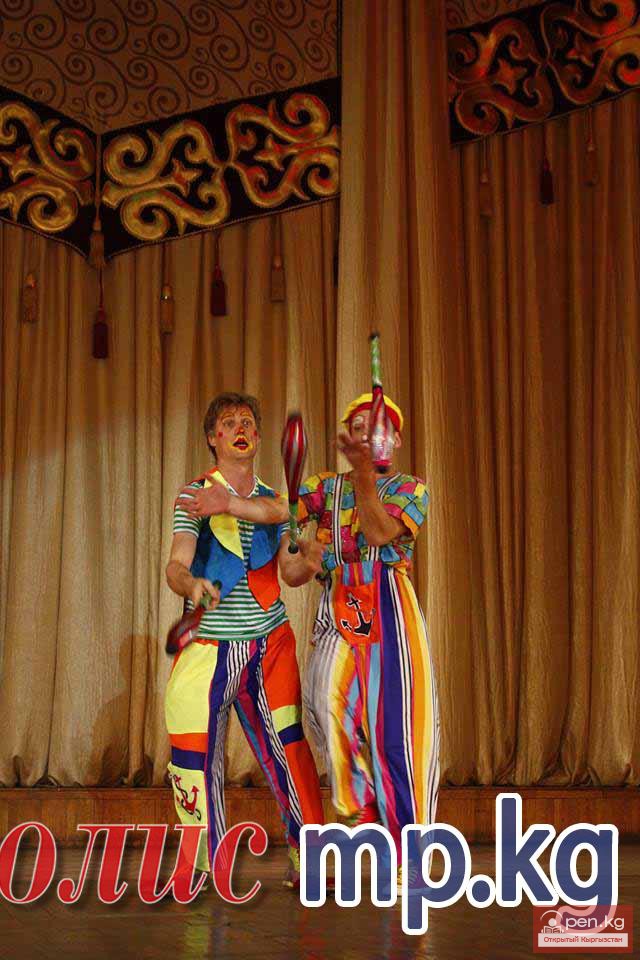 «Антре» - цирк на сцене! «Антре» - цирк на сцене!