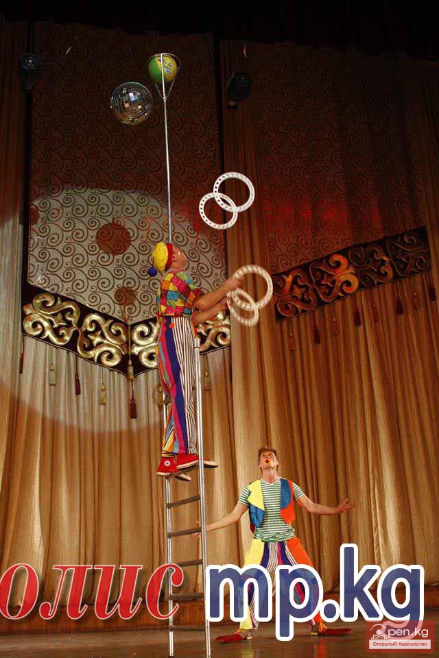 «Антре» - цирк на сцене! «Антре» - цирк на сцене!