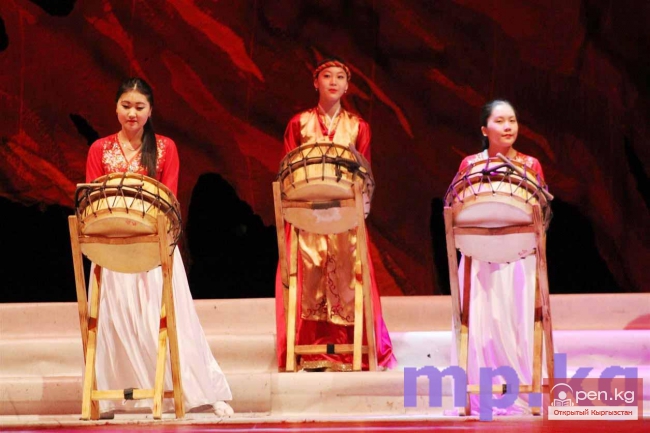 В семье единой!