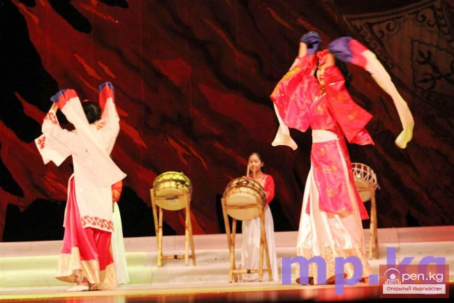 В семье единой!