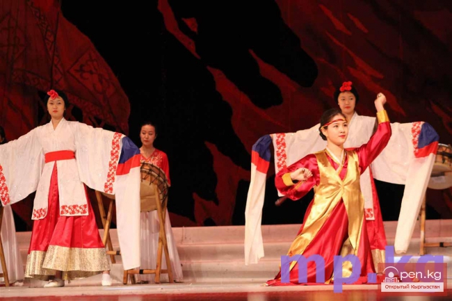 В семье единой!