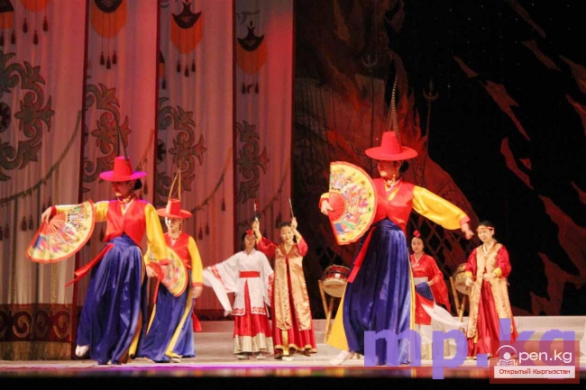 В семье единой!