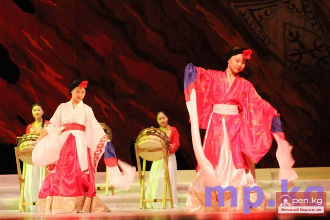 В семье единой!