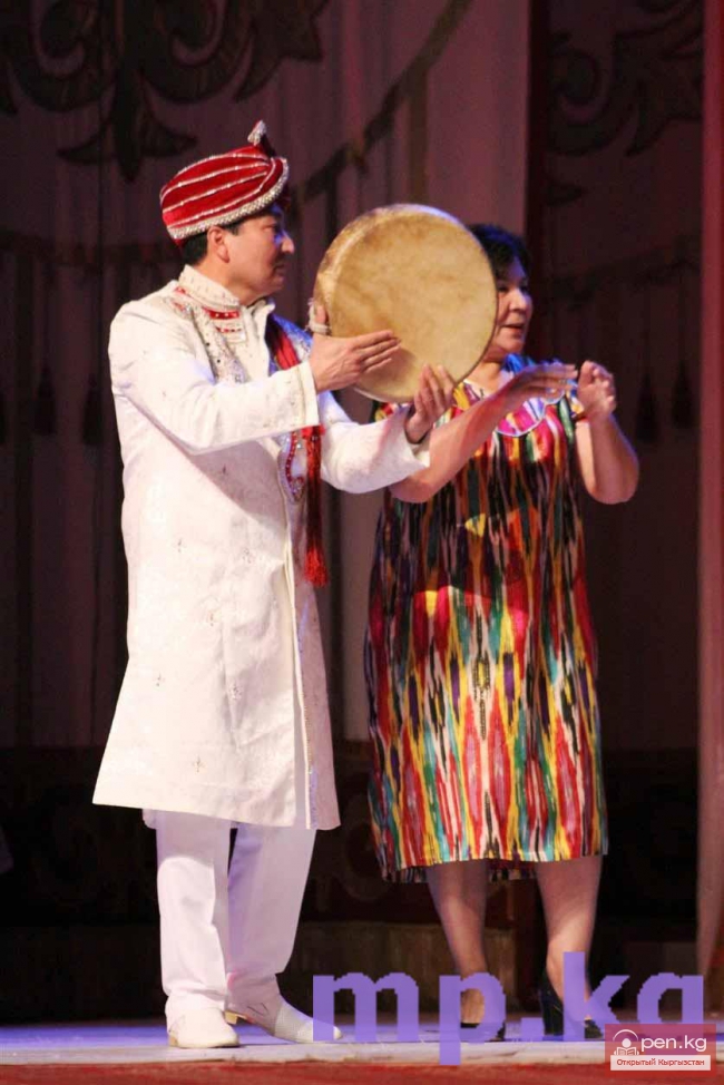 В семье единой!