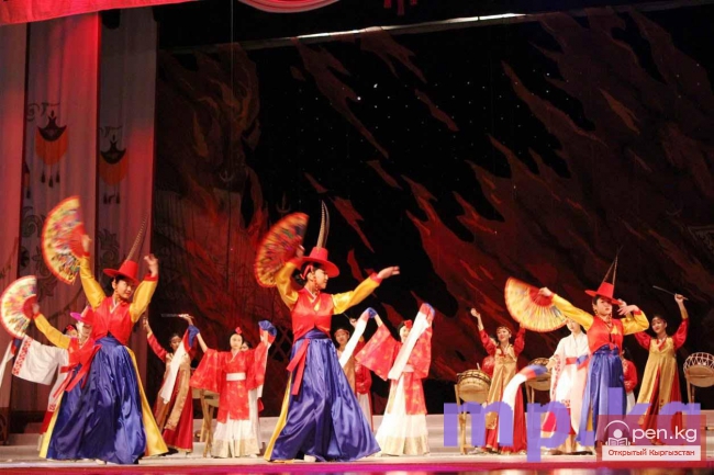 В семье единой!