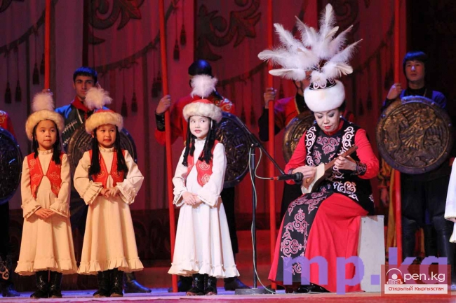 В семье единой!