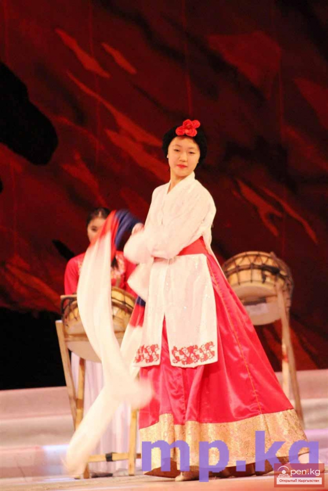 В семье единой!