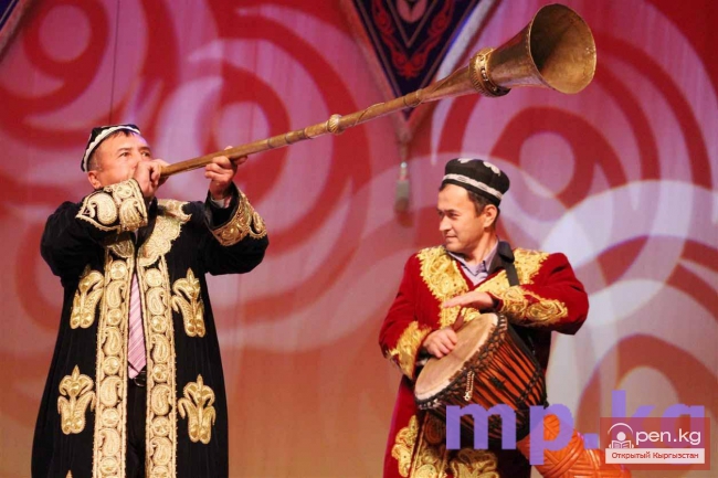 В семье единой!