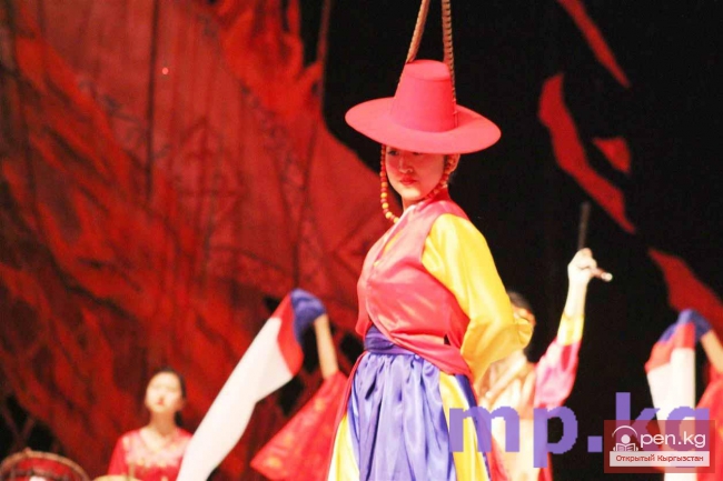 В семье единой!