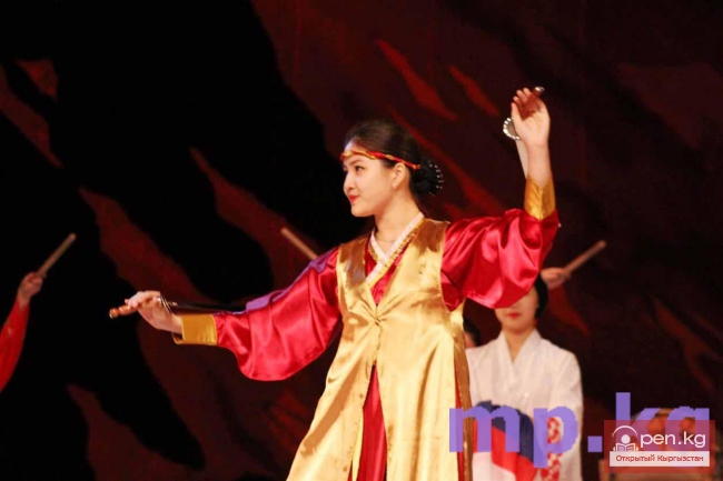 В семье единой!