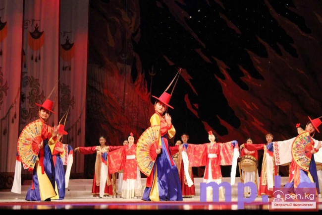 В семье единой!