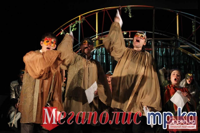 Русский драмтеатр отмечает 80-летие