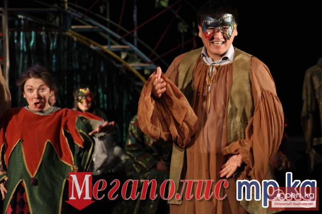 Русский драмтеатр отмечает 80-летие