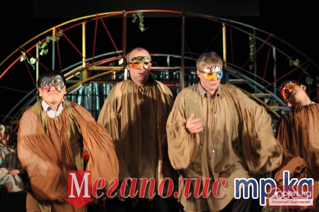 Русский драмтеатр отмечает 80-летие