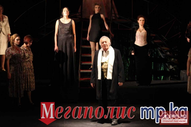 Русский драмтеатр отмечает 80-летие