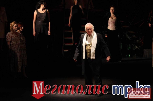 Русский драмтеатр отмечает 80-летие