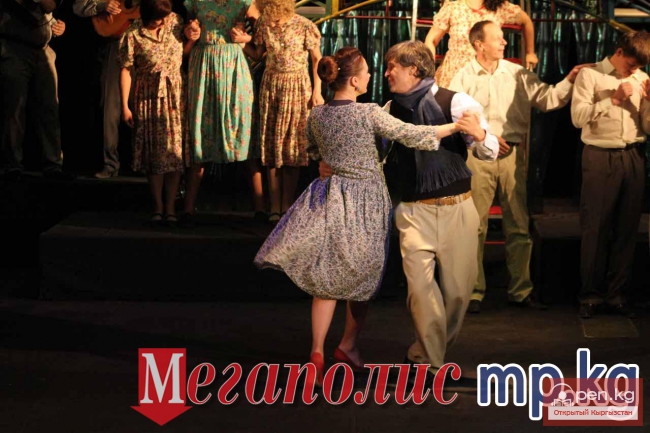 Русский драмтеатр отмечает 80-летие