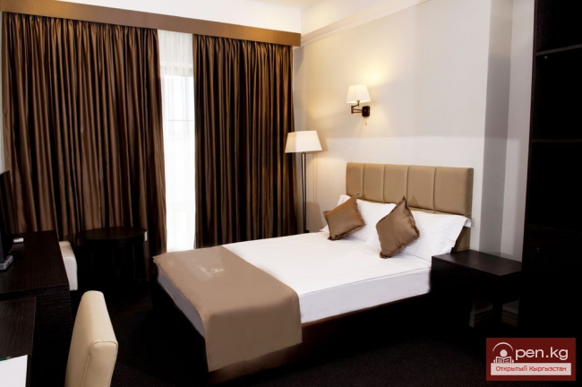 Отель «Амбассадор» (AMBASSADOR)