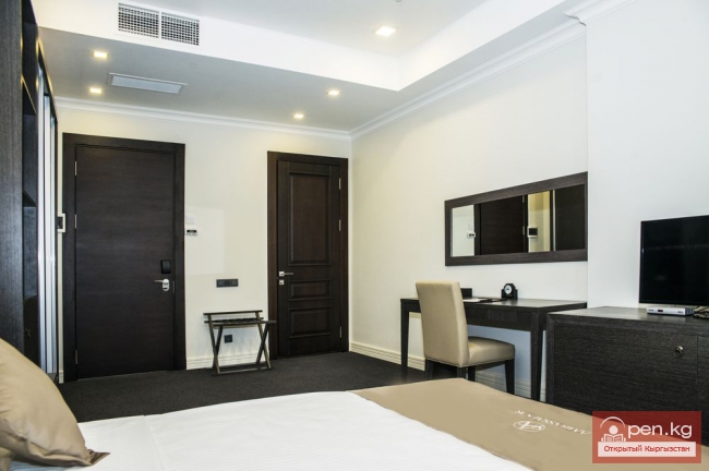 Отель «Амбассадор» (AMBASSADOR)