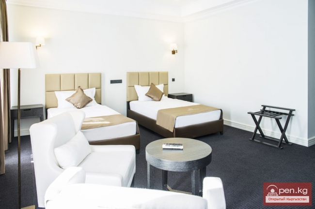 Отель «Амбассадор» (AMBASSADOR)