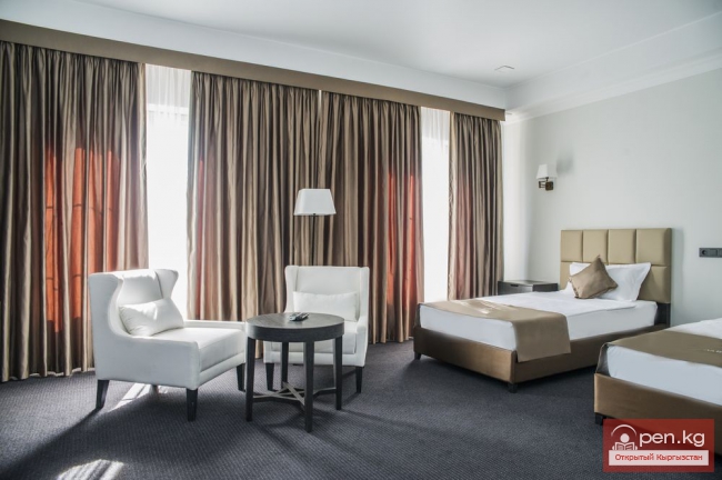 Отель «Амбассадор» (AMBASSADOR)