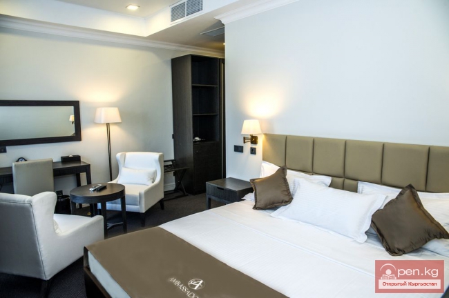 Отель «Амбассадор» (AMBASSADOR)