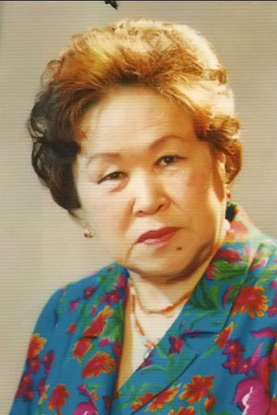 Народная артистка КР Гульшара Дулатова