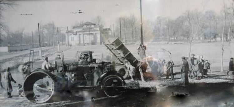 Дорожное строительство в городе Фрунзе в пятидесятых годах