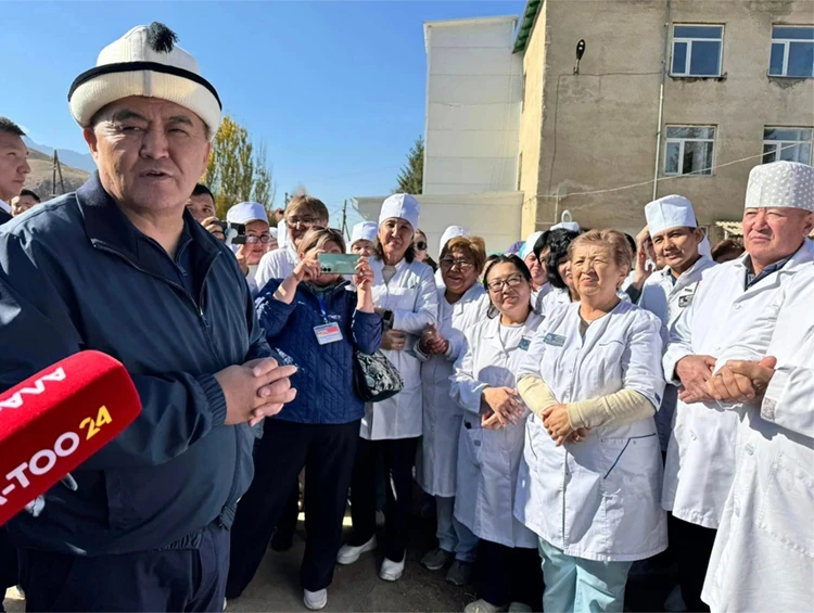 Камчыбек Ташиев: Каждый медик должен иметь собственное жилье