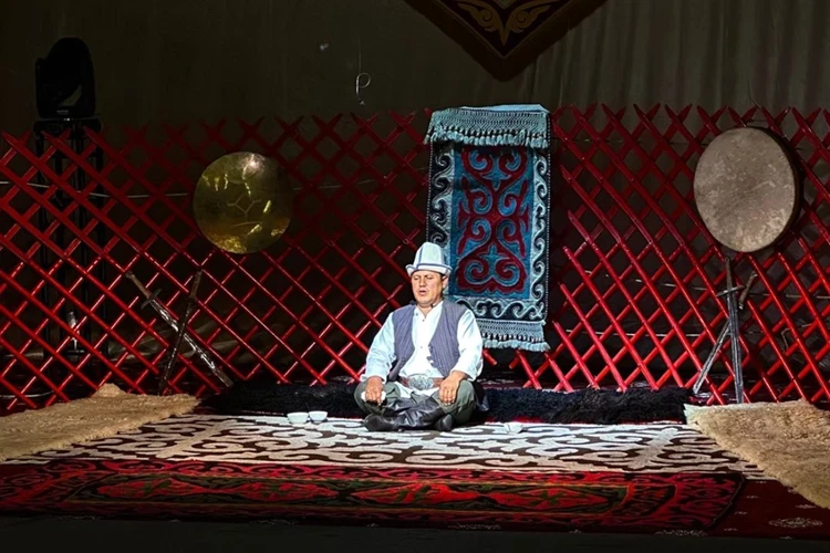 В Кыргызстане завершился первый республиканский конкурс «Жаратман манасчы»