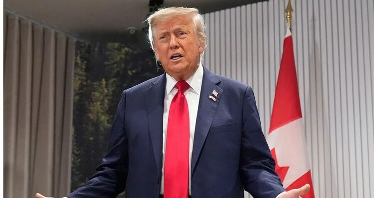Трамп заявил о прекращении торговых переговоров с Канадой