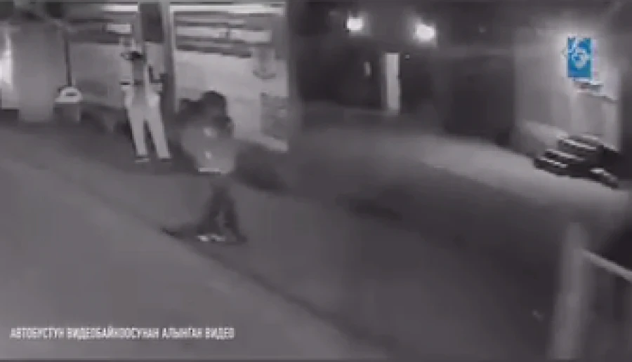 Появилось видео смертельного ДТП с автобусом в Бишкеке