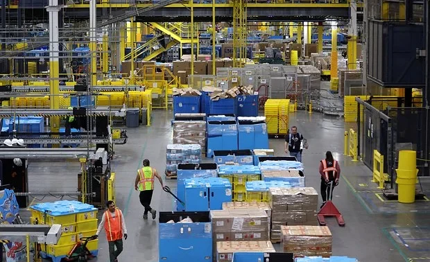 Волна массовых увольнений обрушилась на мировую экономику