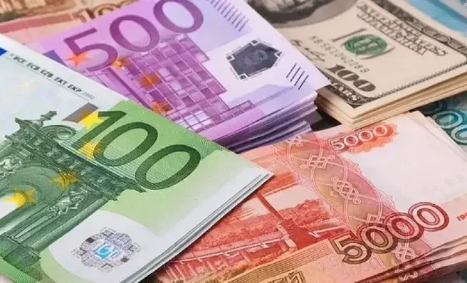 Курс валют на выходные