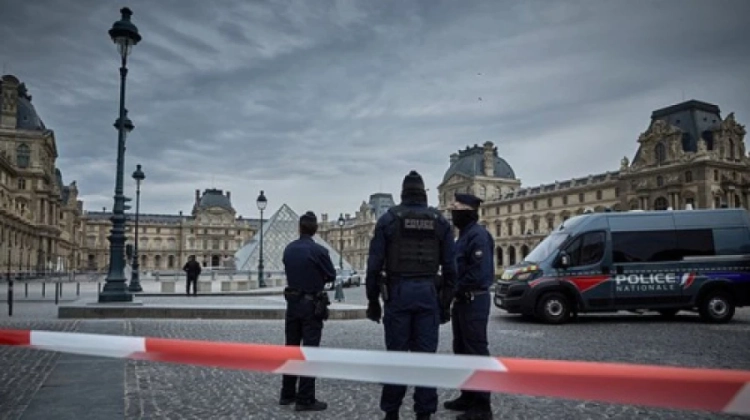 Во Франции за неделю ограбили пять музеев