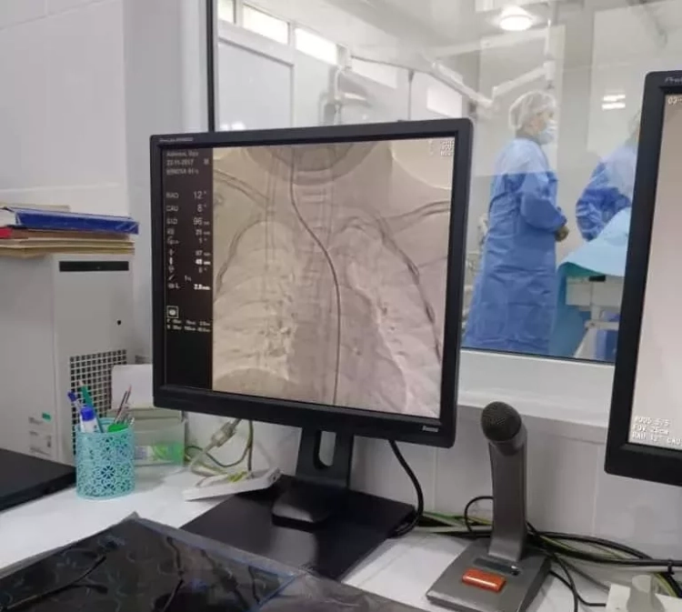 В Нацгоспитале провели сложнейшие операции у детей с сосудистыми патологиями головного мозга