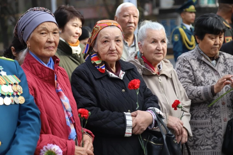 В Кыргызстане почтили память воинов, погибших в баткенских событиях