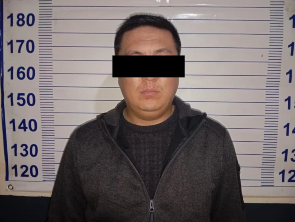 В Орловке пьяный водитель устроил аварию и наезд на милиционера