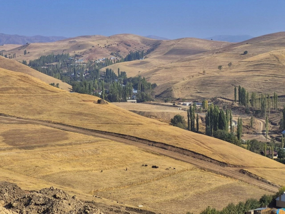 Репортаж из Аюу-Сая: жизнь на краю обрыва