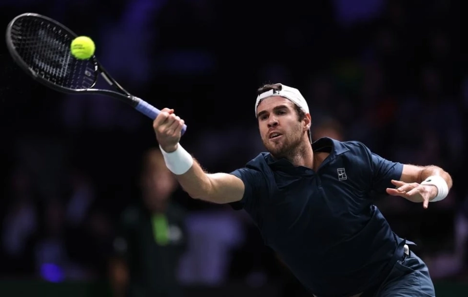 Карен Хачанов вышел в третий круг турнира ATP "Мастерс" в Париже