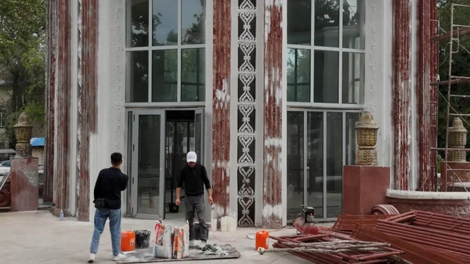 Как частный фонд возвращает Кыргызстану забытые символы: история "Калыбай Хэритейдж"